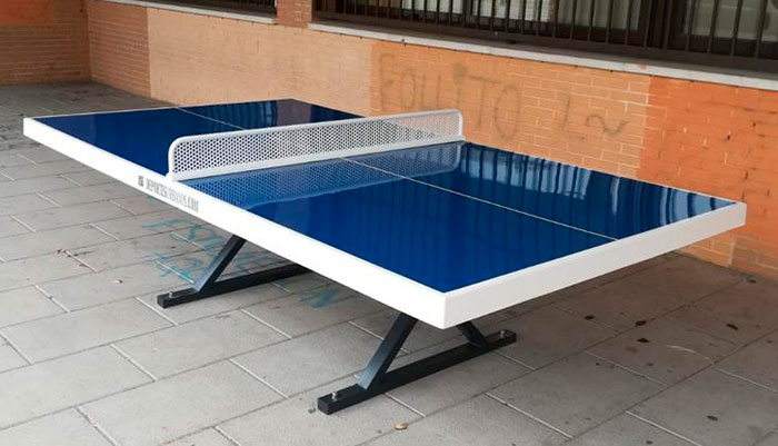 Mesas de ping pong de exterior para colegios e institutos antivandálicas