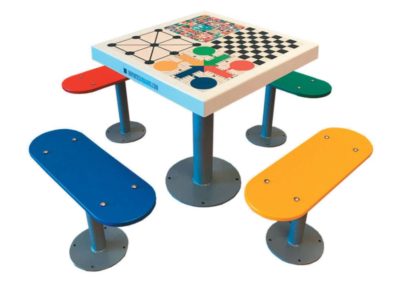 Outdoor games table with 4 separate benches