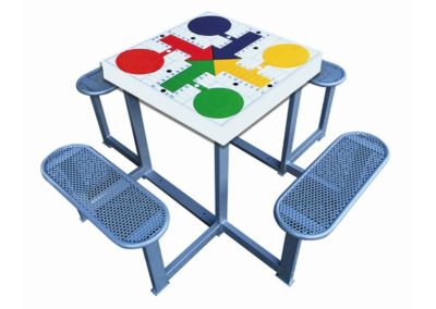 Parcheesi table with 4 galvanised steel benches