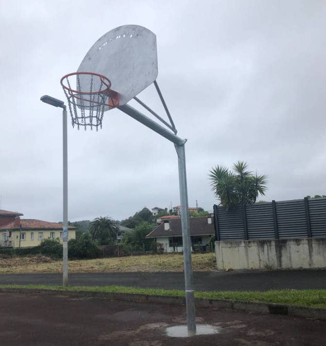 Panier de basket résistant au vandalisme - pour collectivités et