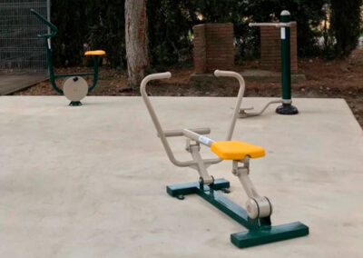 Rowing machine for outdoor fitness.